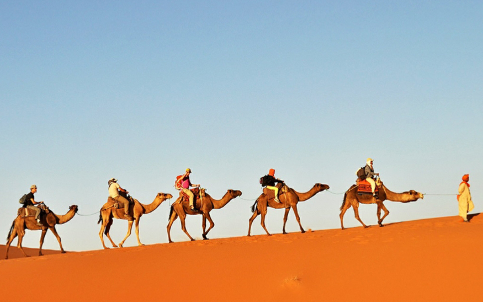 Tour privado de 5 días desde Marrakech al desierto de Merzouga